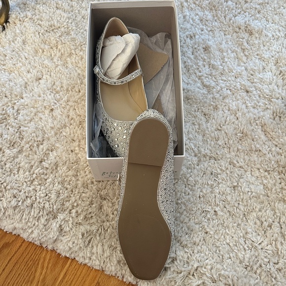 Betsey Johnson Glittering Cream/Silver Flats - Picture 2 of 4